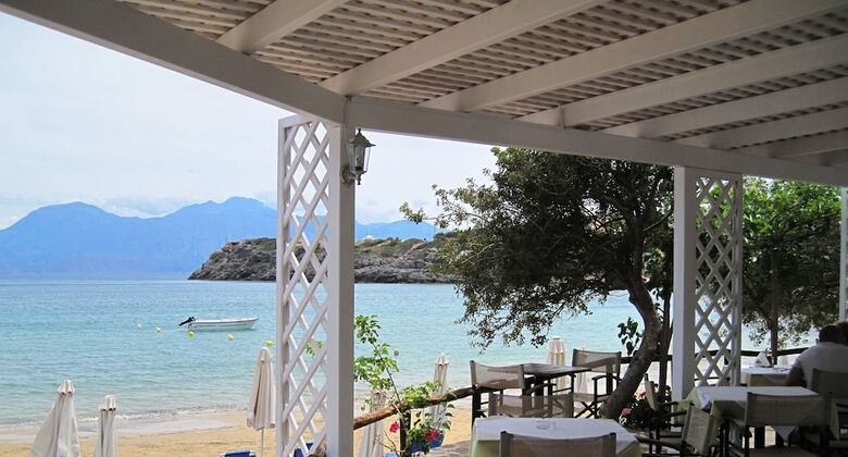 Aparthotel Faedra Beach Hotel