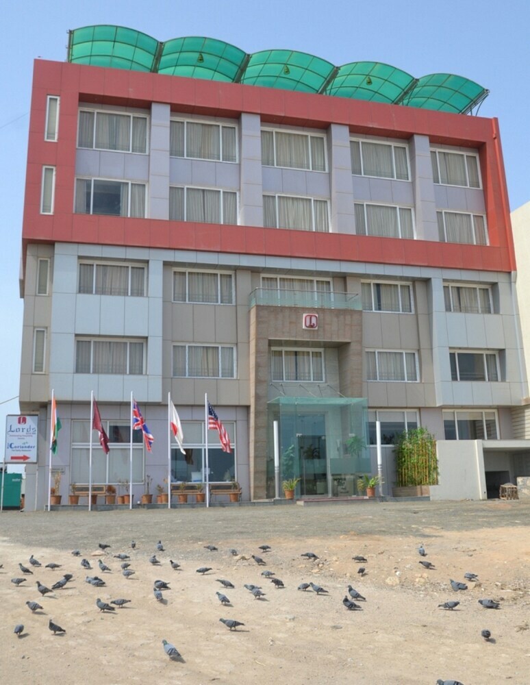 Hotel Dwarikadish Lords Eco Inn Dwarika