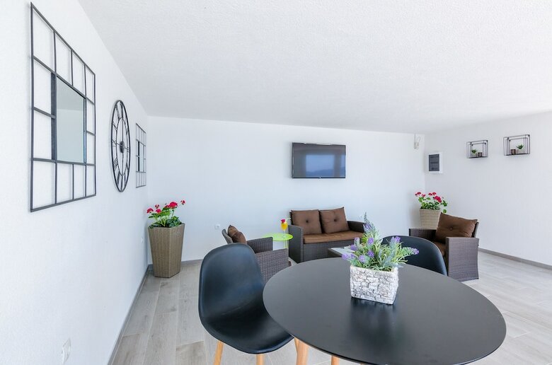 Apartments Sandito