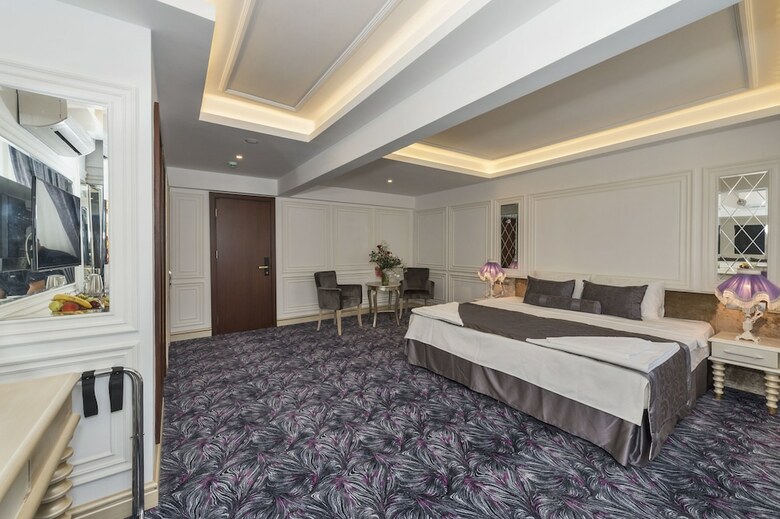 Eskar Hotel