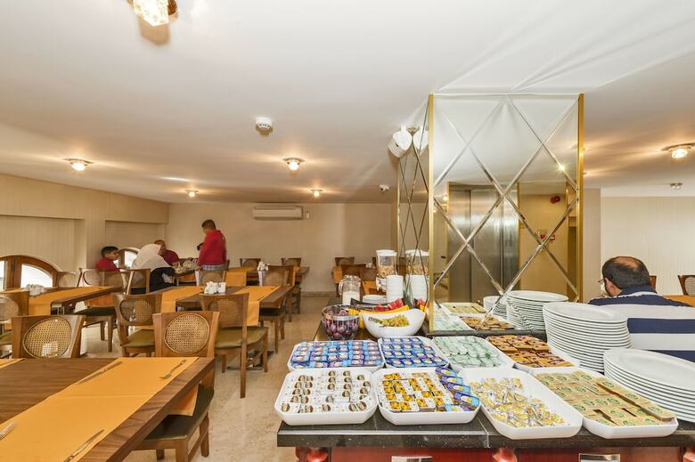 Eskar Hotel