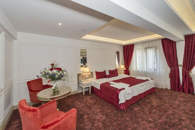 Eskar Hotel