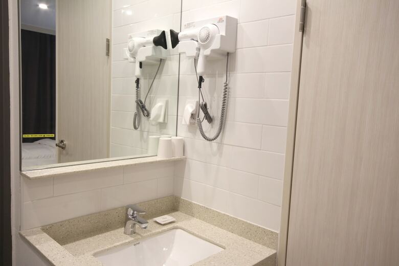Indy Hotel