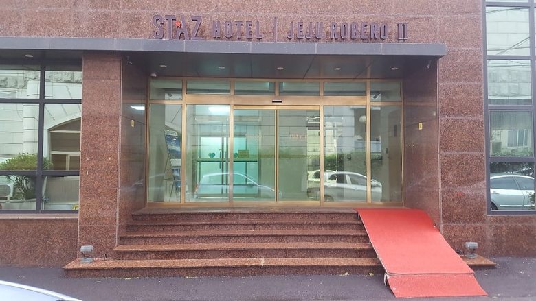Staz Hotel Jeju Robero