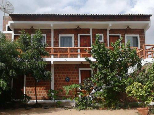Hostal Brisa Da Serra Pousada Hotel