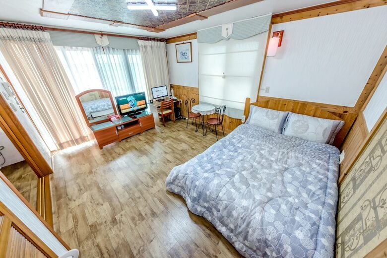 Hotel Gyulhyanggi Pension