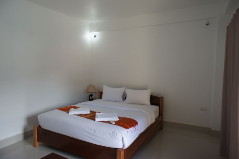The Grand Riverside Hotel