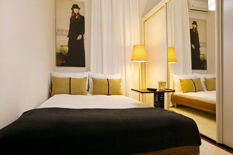 Apartamentos Angel Main Square