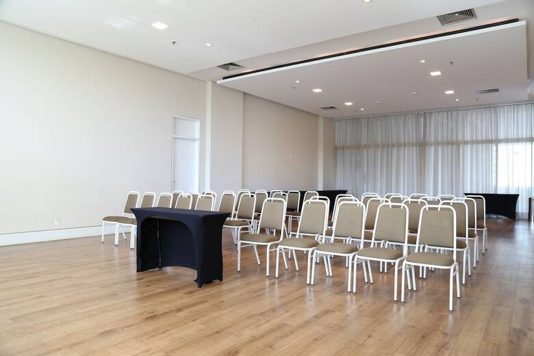 Vit�ria Hotel Convention Paul�nia