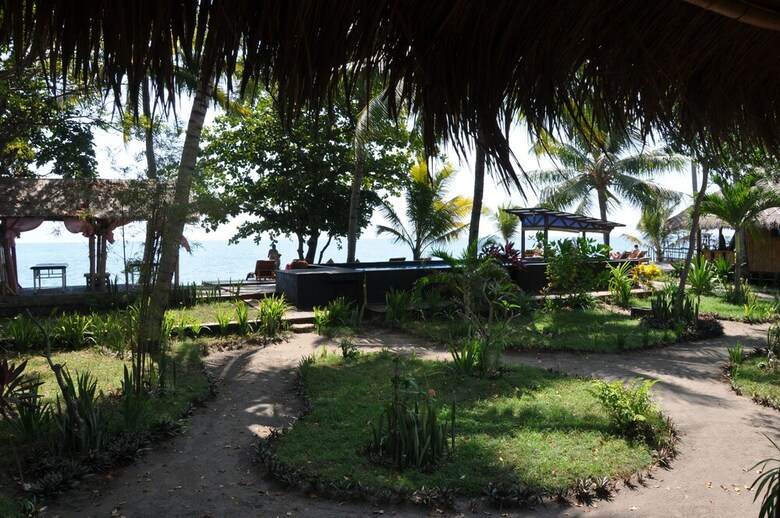 Hotel Rinjani Beach Eco Resort