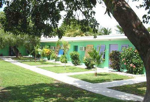 Hotel Coconut Cay Resort & Marina