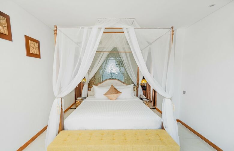 Cicilia Hotel And Spa