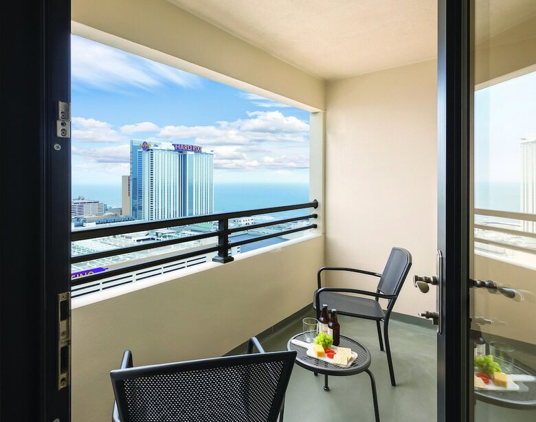 Hotel Club Wyndham Skyline Tower