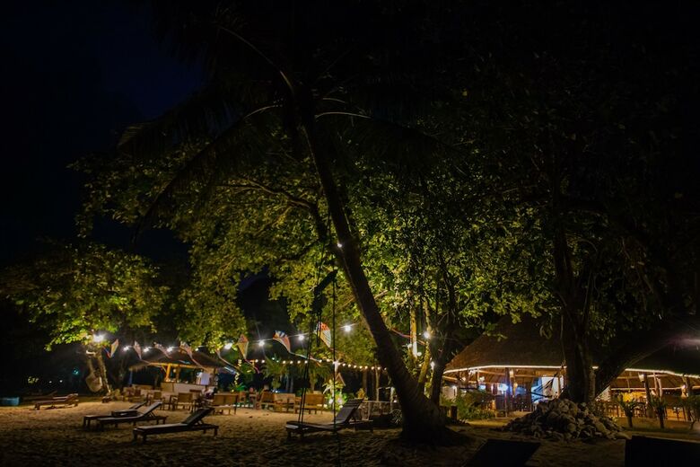 Hotel The Tropical Beach Resort