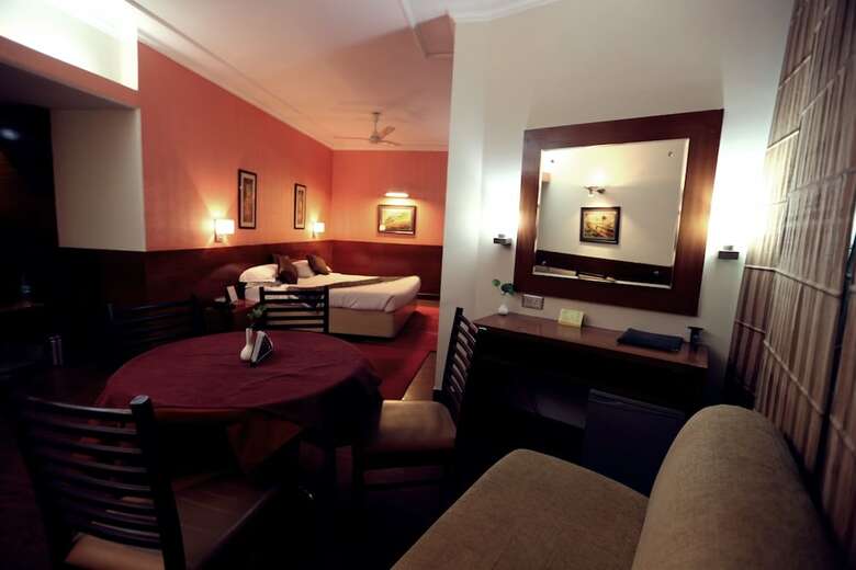 Hotel Devi Grand