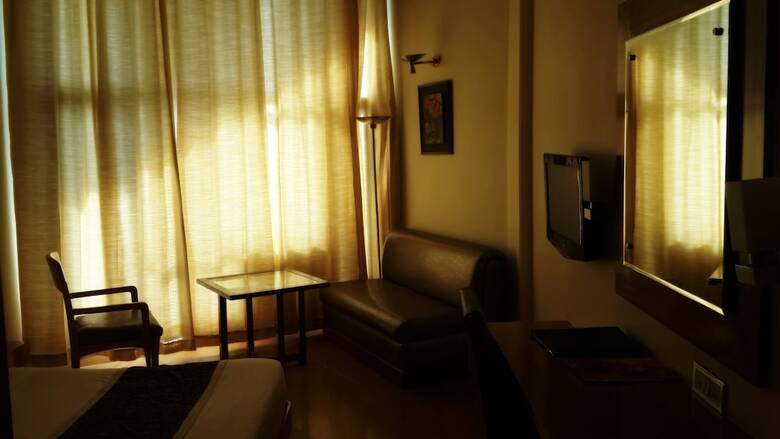 Hotel Devi Grand