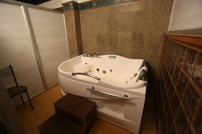 Hotel Devi Grand
