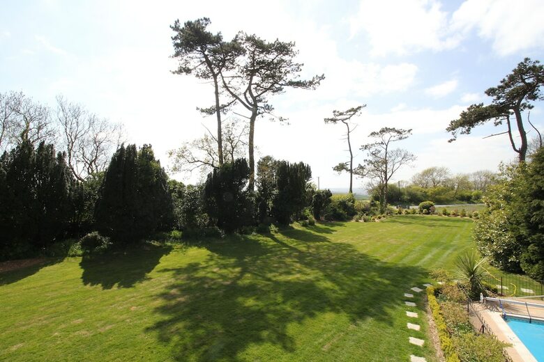 The Dower House Hotel