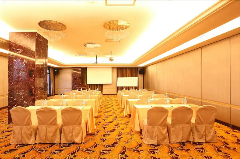 Hotel Golden Tulip - Aesthetics