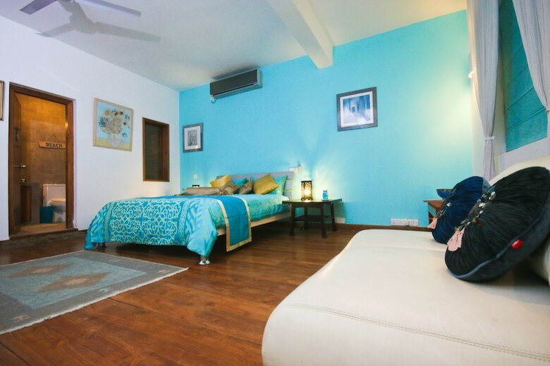 Hotel Footprints Villa