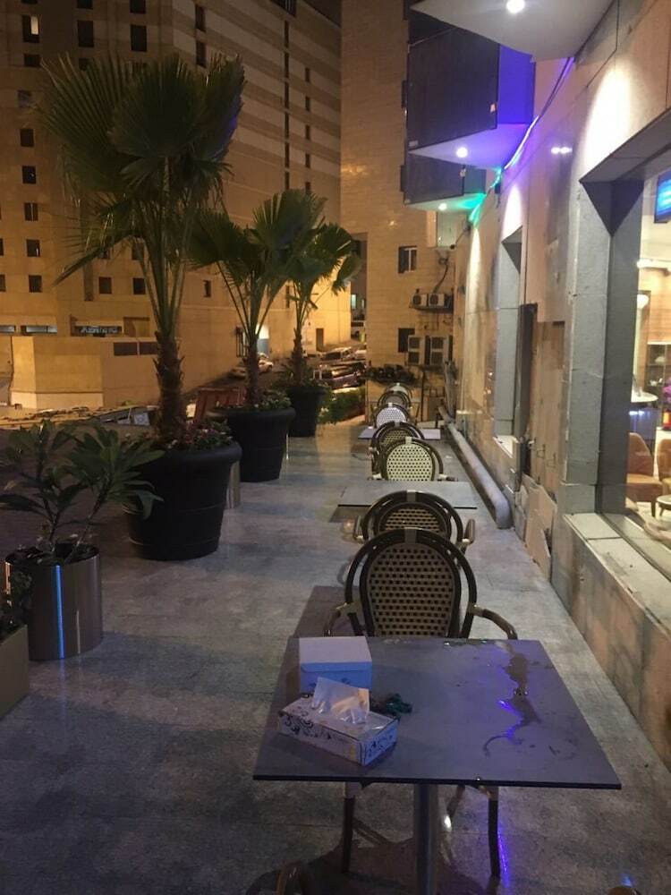 Al Thuria Grand Hotel