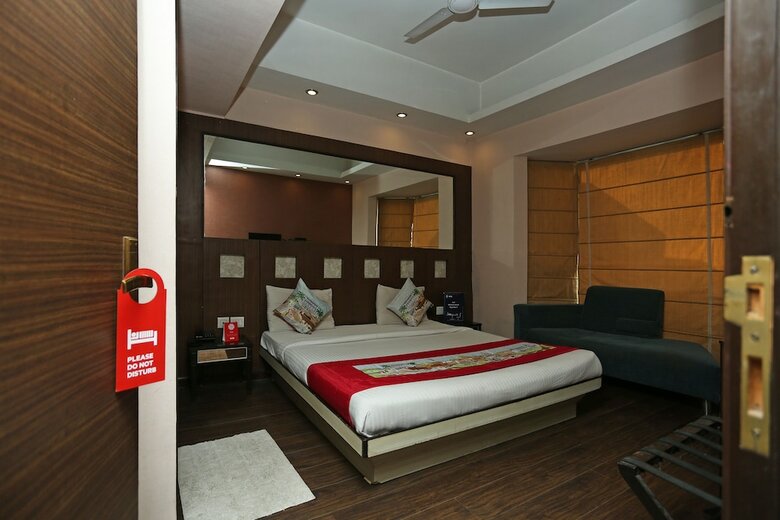 Oyo 386 Hotel Lotus Panache