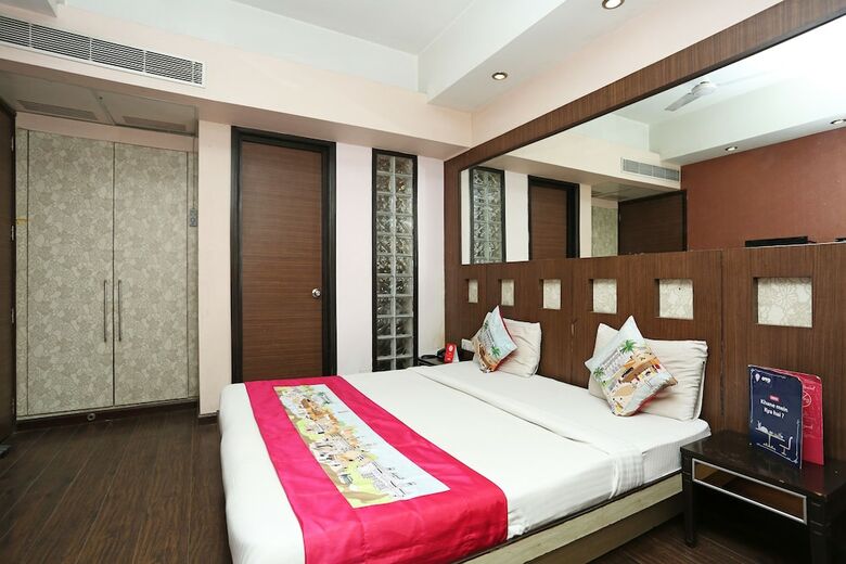Oyo 386 Hotel Lotus Panache