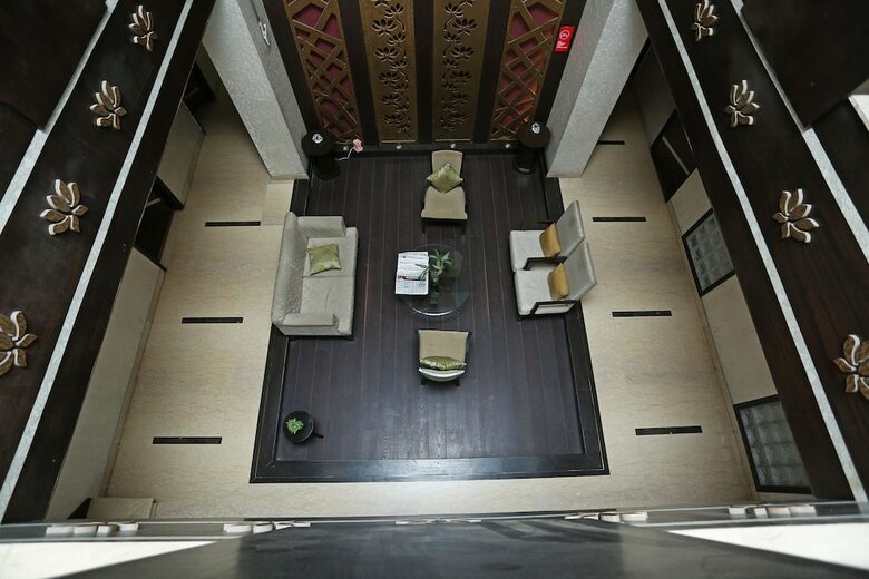 Oyo 386 Hotel Lotus Panache