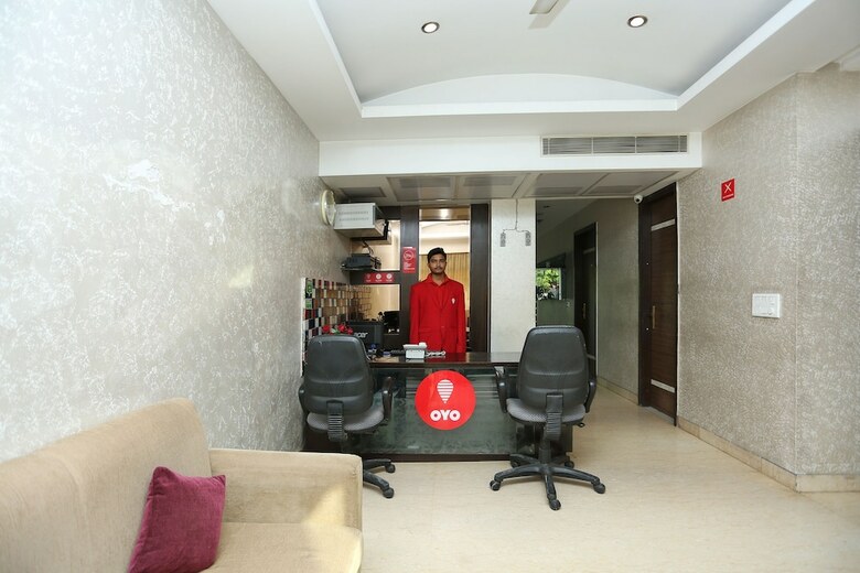 Oyo 386 Hotel Lotus Panache