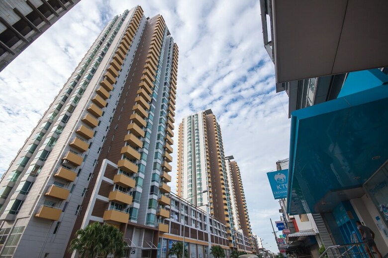 Aparthotel Implace Impact @ Msociety Condo