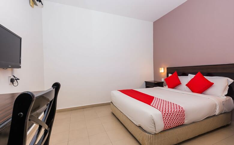 Hotel Oyo 667 Semabok Inn