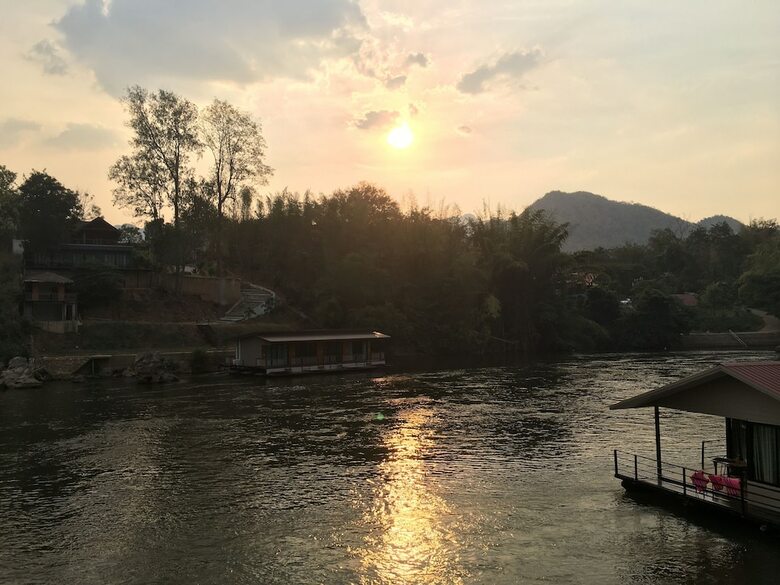 Apartamento Riverside Hill Resort & Restaurant