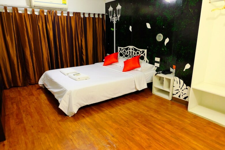Hostal Take A Nap Hotel