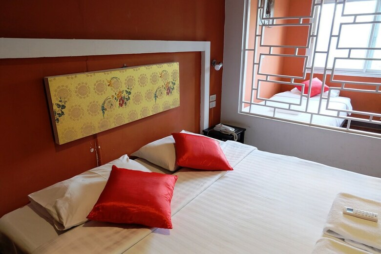 Hostal Take A Nap Hotel