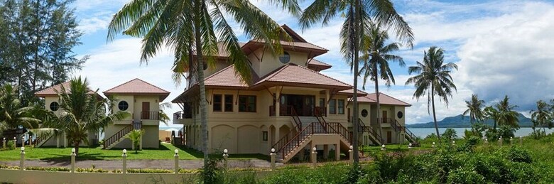 Hotel Sara Beachfront Boutique Resort