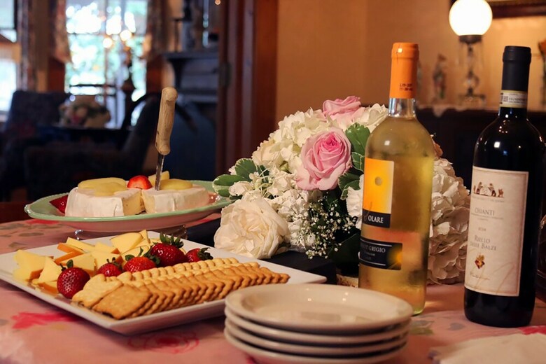 Bed & Breakfast Sweetwater Branch Inn