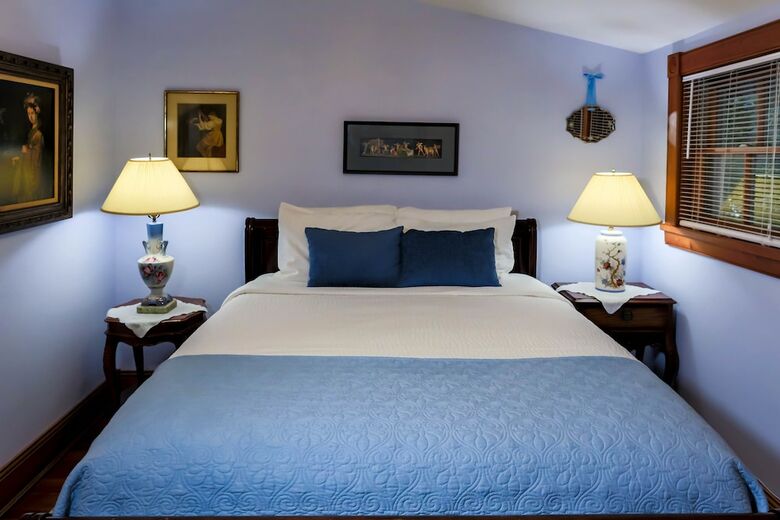 Bed & Breakfast Sweetwater Branch Inn