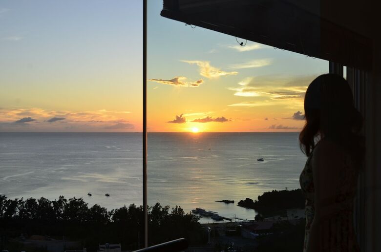 Hotel Okinawa Marriott Resort & Spa