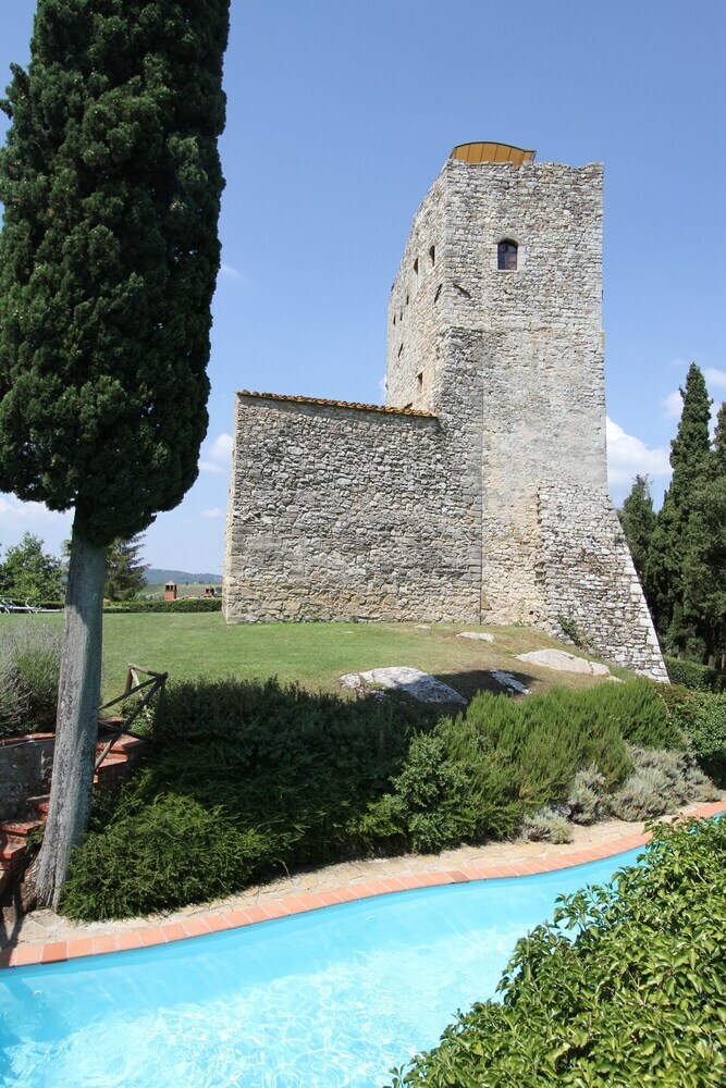 Agroturismo Castello Di Tornano