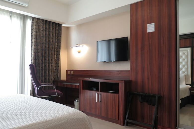 Hotel Central Park Tower Resort