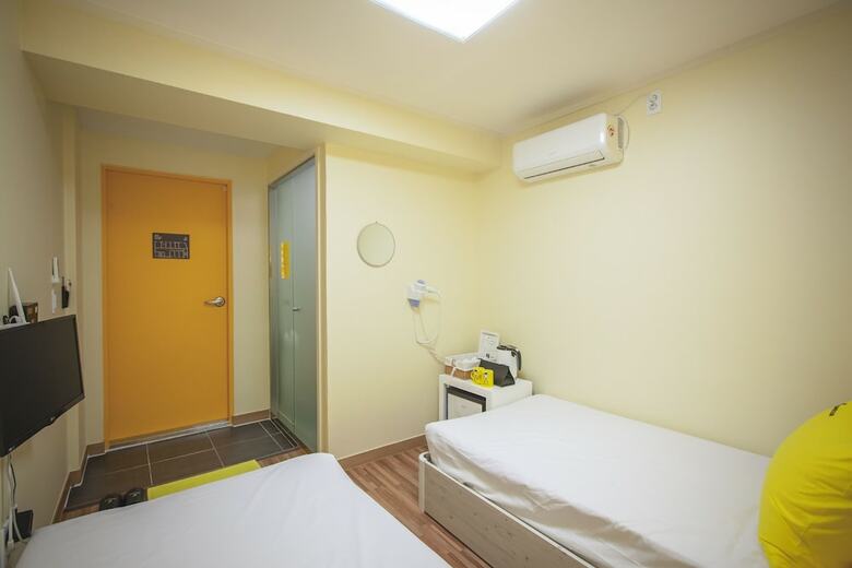 Hotel 24 Guesthouse Haeundae Premier