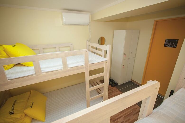 Hotel 24 Guesthouse Haeundae Premier