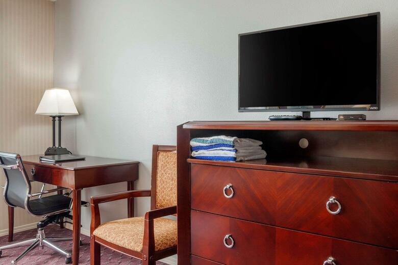 Apartamento Clarion Hotel & Suites
