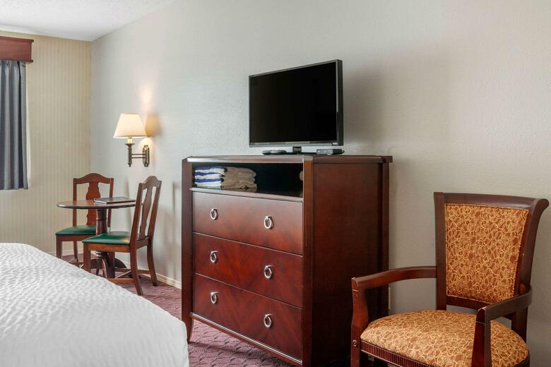 Apartamento Clarion Hotel & Suites