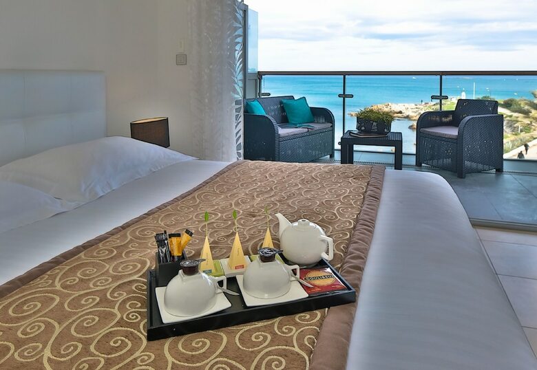 Royal Antibes - Luxury Hotel, Residence, Beach & Spa
