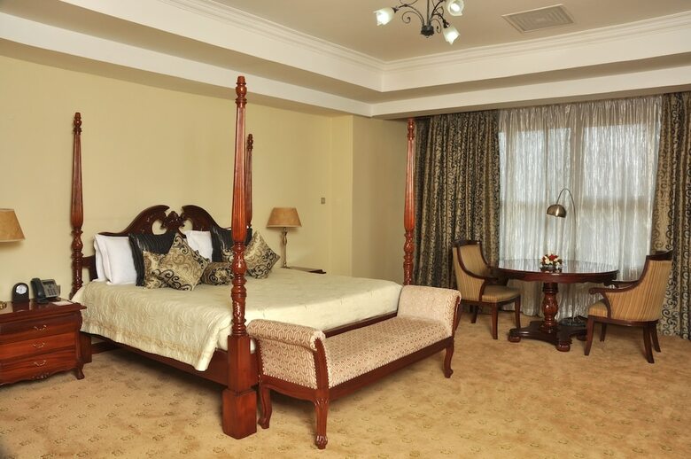 Weston Hotel