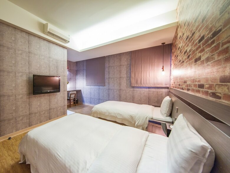Unique Hotel - Military 75 Hotel