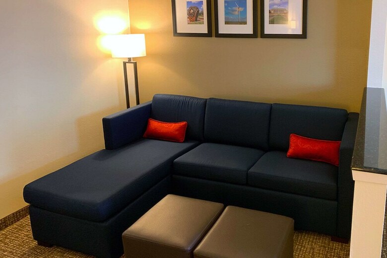 Hotel Comfort Suites Texas Ave.