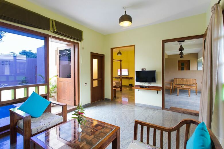 Hotel Heritage Resort Hampi