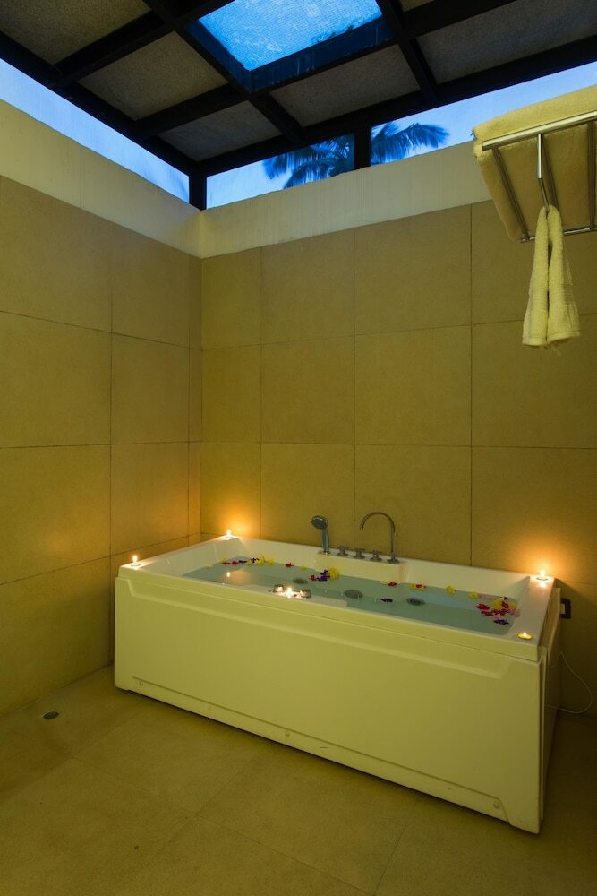Hotel Heritage Resort Hampi